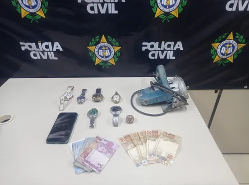 A revenda da máquina da construtora levou os agentes ao bandido