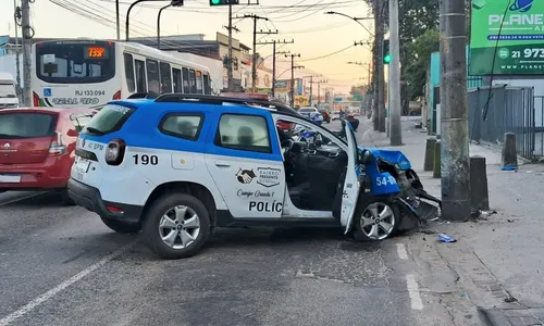Os agentes realizavam patrulhamento na região quando o acidente ocorreu