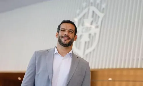 Samir Xaud, presidente da CBF, está sendo investigado pela PF