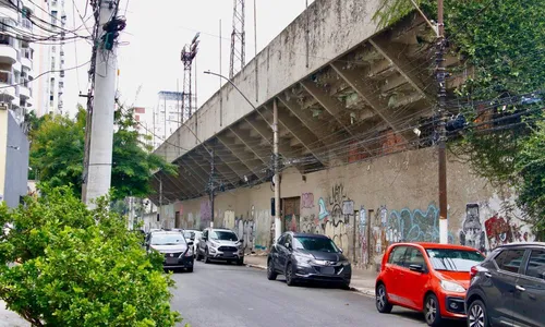 Histórica arquibancada será parcialmente demolida pela Prefeitura