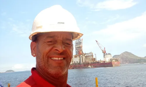 Sérgio da Silva Pinto é operador de máquinas em um estaleiro na Ilha da Conceição