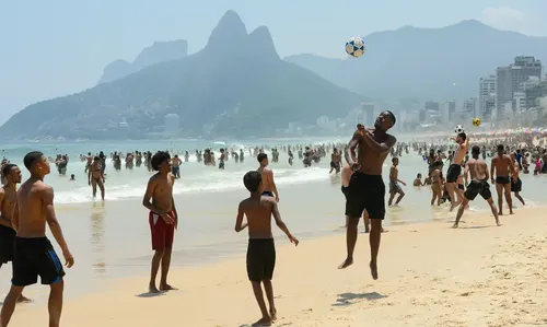 Imagem ilustrativa da imagem Vai dar praia? Veja como fica o tempo no fim de semana