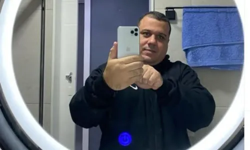 Thiago era apaixonado pelo seu carro, um Santana vermelho