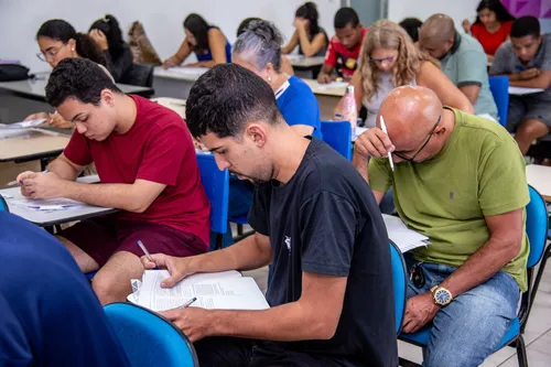 Vestibular Cederj: 7.355 vagas em 16 cursos