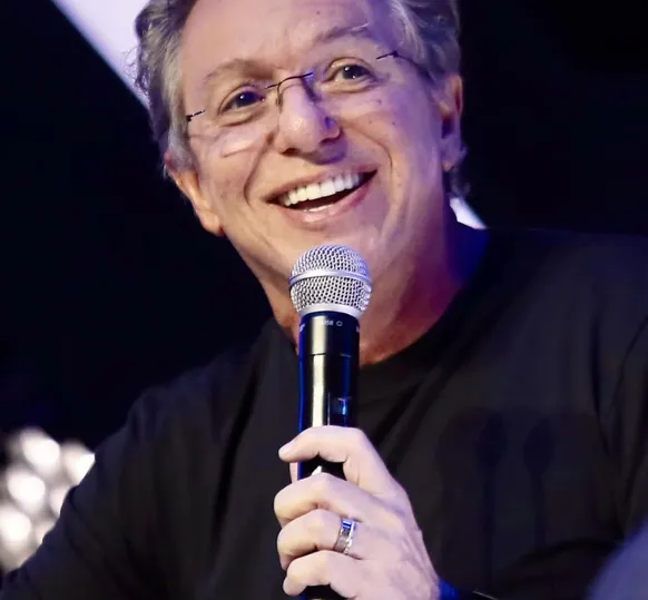 Boninho rebate Narcisa após acusação de ser ‘péssimo pai’