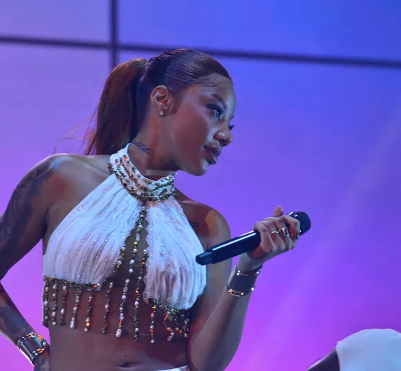 Os bastidores do show histórico de Ludmilla em Icaraí, Niterói; vídeo