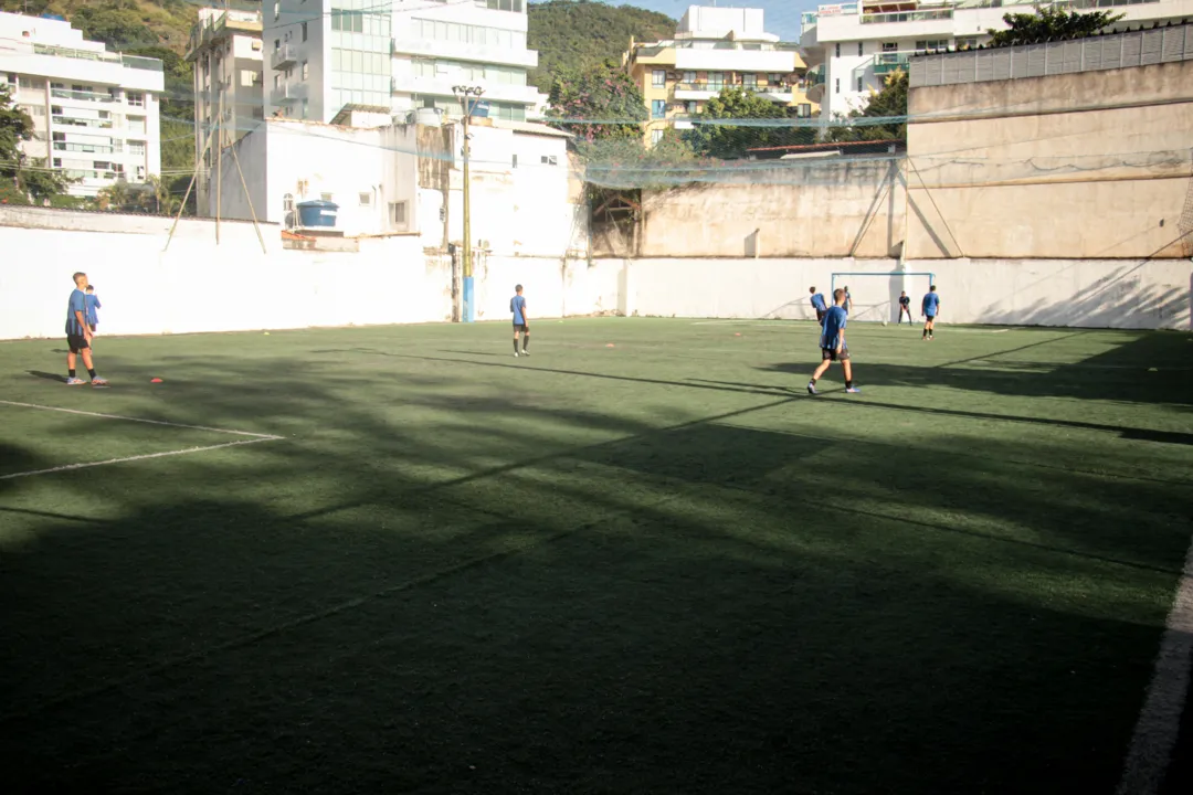 Briga com construtora pode fechar tradicional clube de Niterói