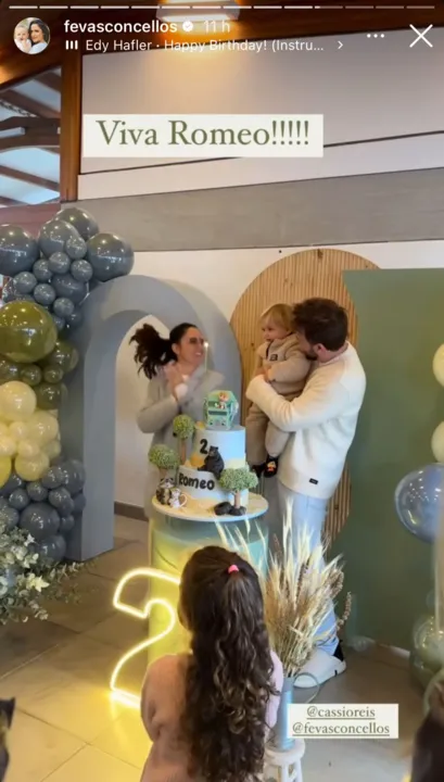 Festão! Casal de atores encanta fãs em aniversário do filho