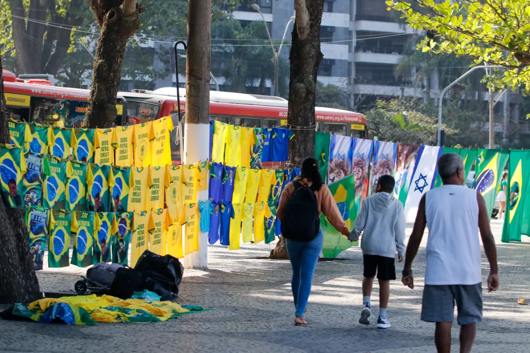 Veja como foi a visita de Bolsonaro em Niterói