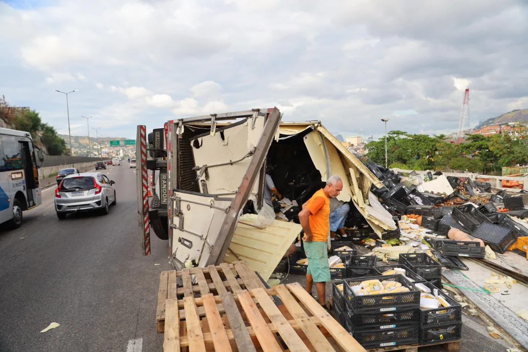 Veja fotos do acidente que deixou rastros de destruição em Niterói