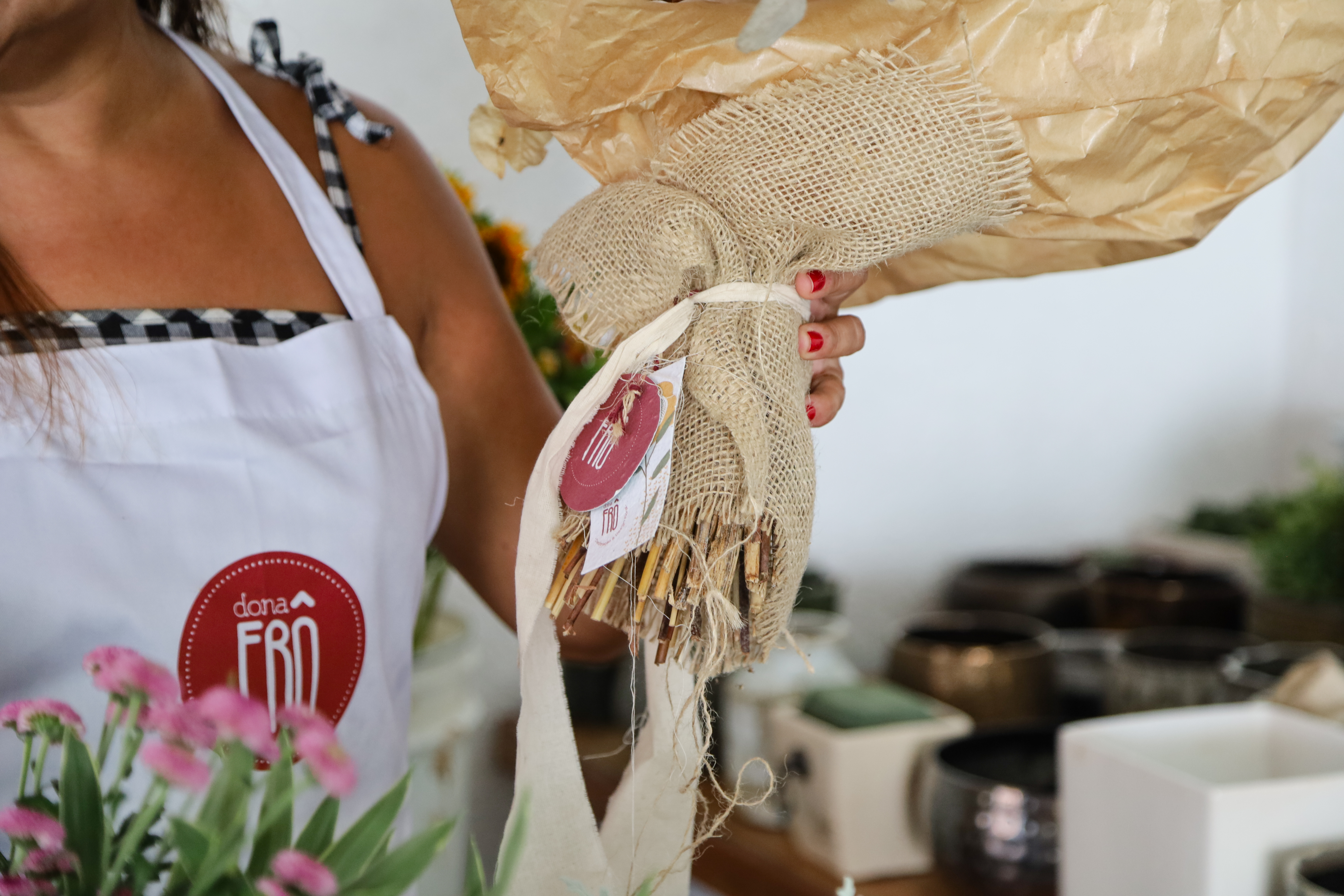 Dona Frô trabalha com produtos sustentáveis