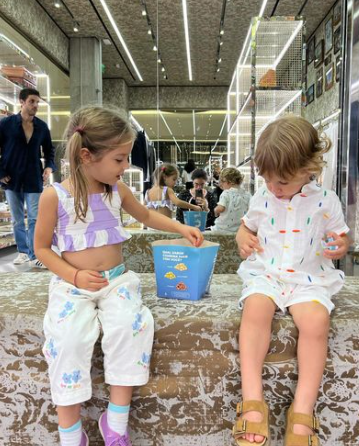 Maria e José, de 4 e 2 anos respectivamente