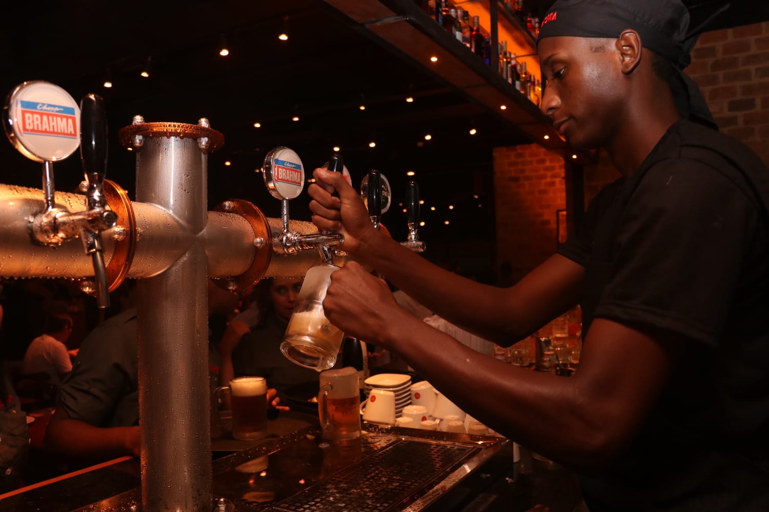 Frontera tem cardápio variado, com pizza, churrasco, entre outros pratos