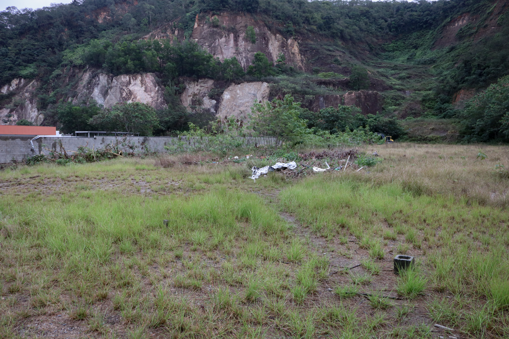 Novo terminal de ônibus em Niterói: loja é esvaziada para as obras