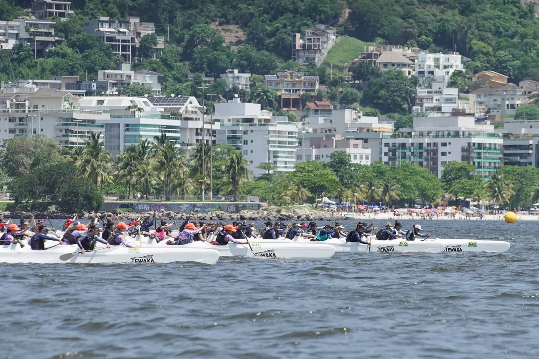 Brasil fica em 1º no Pan-Americano de Va'a em Niterói