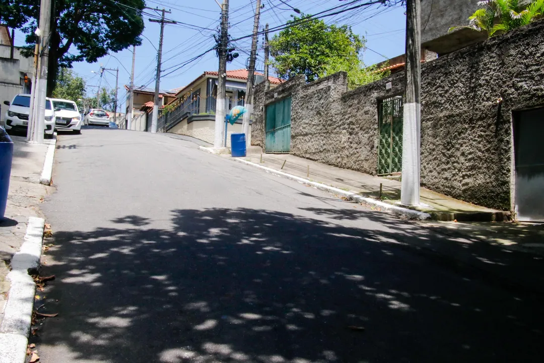 A rua Lopes Cunha, no Fonseca, é íngreme e exige atenção de motoristas