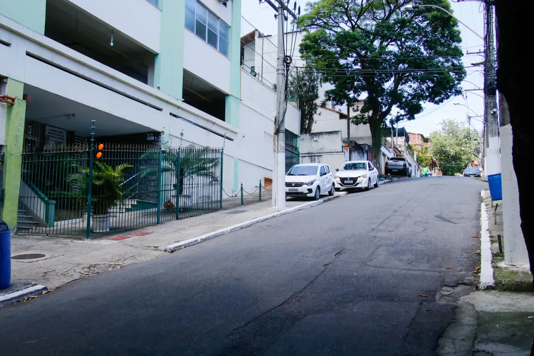 A rua Lopes Cunha, no Fonseca, é íngreme e exige atenção de motoristas