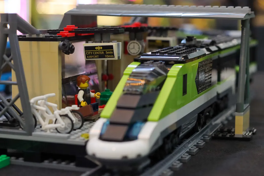 Exposição de Lego e oficinas gratuitas no Mercado Municipal de Niterói