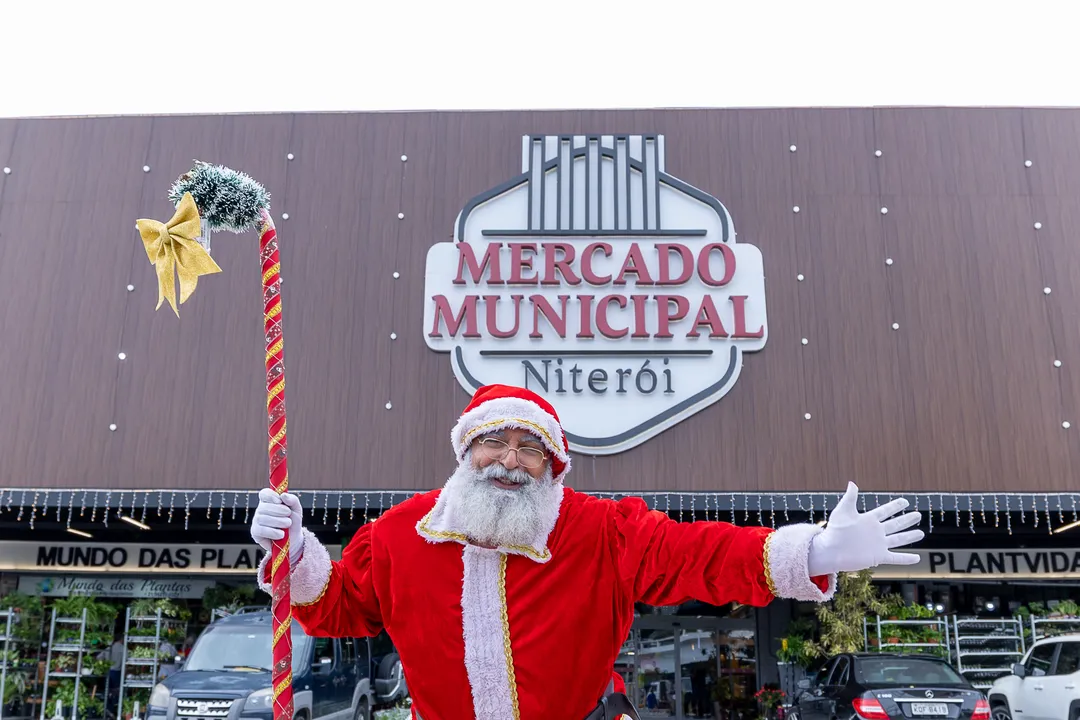 É hoje! Papai Noel chega ao Mercado Municipal de Niterói