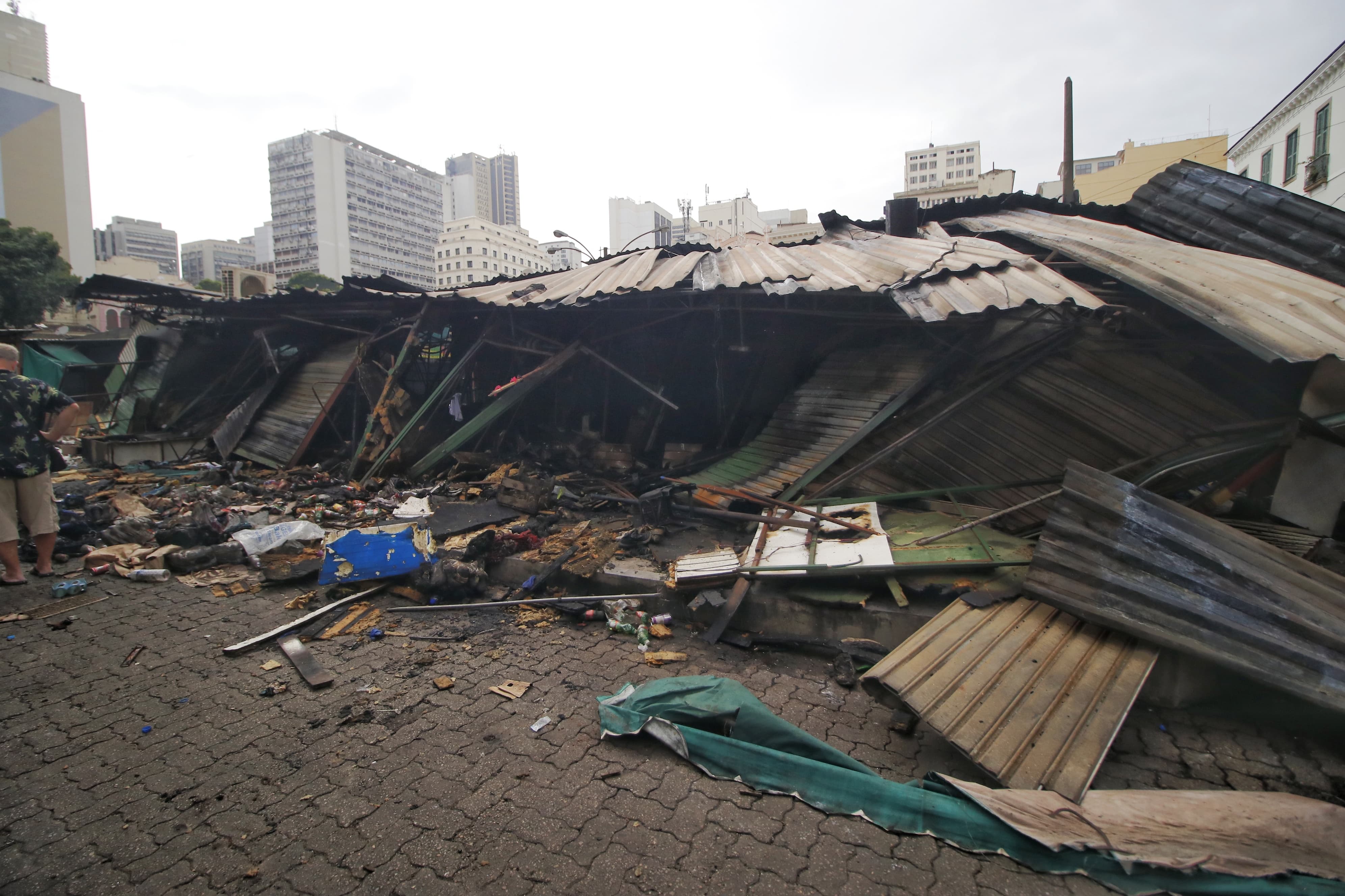 Camelódromo da Uruguaiana começa a ser demolido
