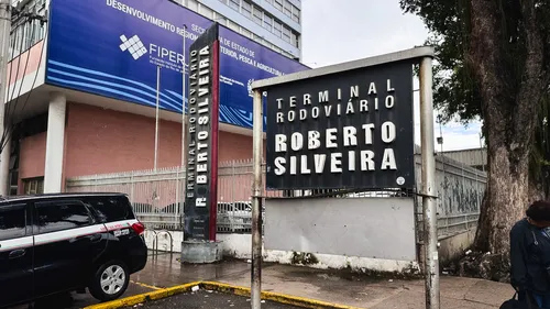 Espaço foi construido em 1955 e conta com conta com 16 empresas de ônibus