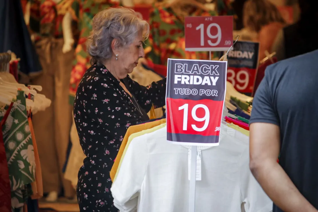 Black friday em Niterói - Lucas Alvarenga