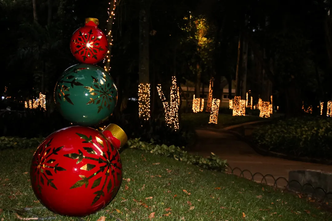 Decoração natalina no Campo de São Bento 