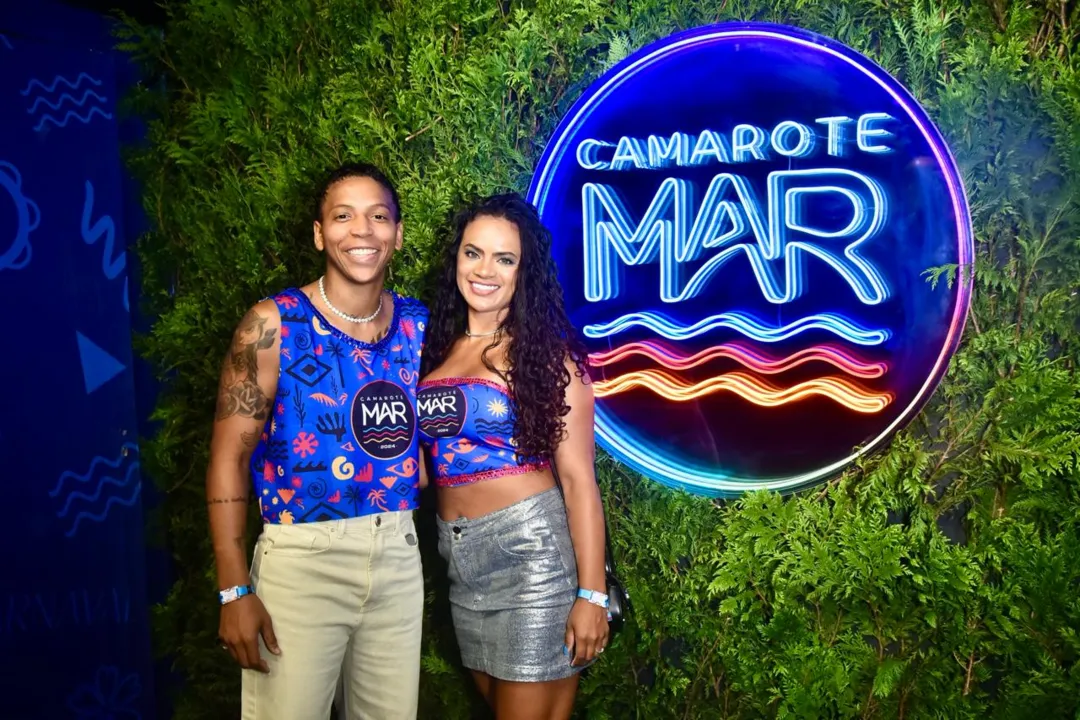 Camarote Mar recebe famosos na segunda folia