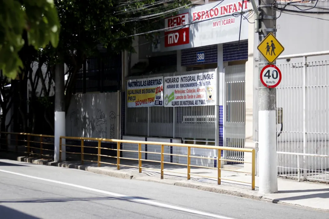 PM reforça segurança em porta de escola onde porteiro foi morto