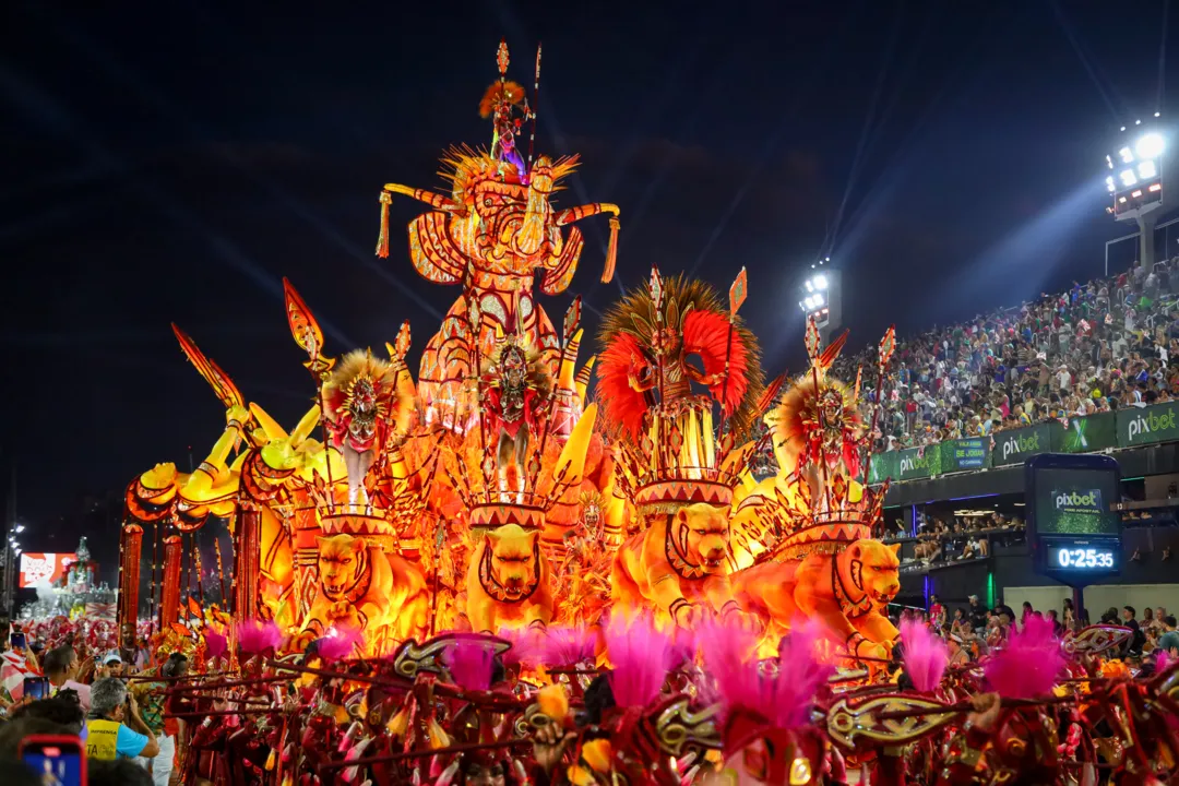 Pra vitória da Viradouro! Niterói é campeã do carnaval