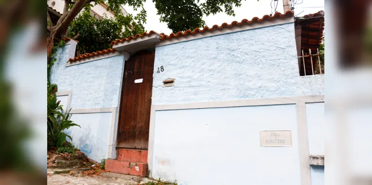 Barbeiro é morto dentro de casa após briga com vizinho em Niterói