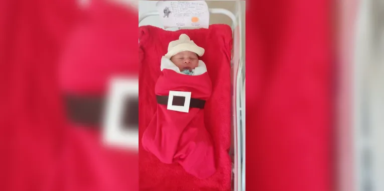 'Bebês natalinos' viram sensação em hospital de Niterói