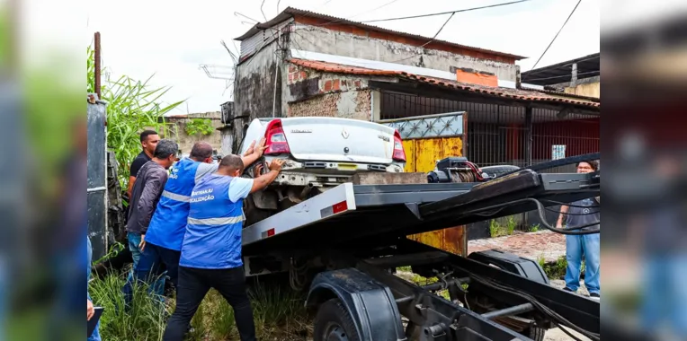 Ferro-velho com carros roubados é fechado em São Gonçalo