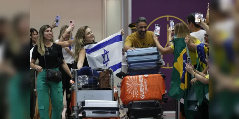 Grupo da Lagoinha de Niterói vindo de Israel desembarca no Rio