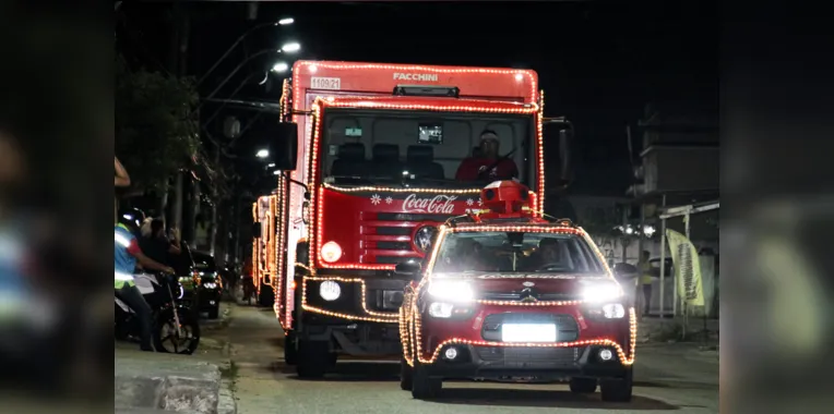 Moradores de SG lotam as ruas para ver Caravana da Coca-Cola