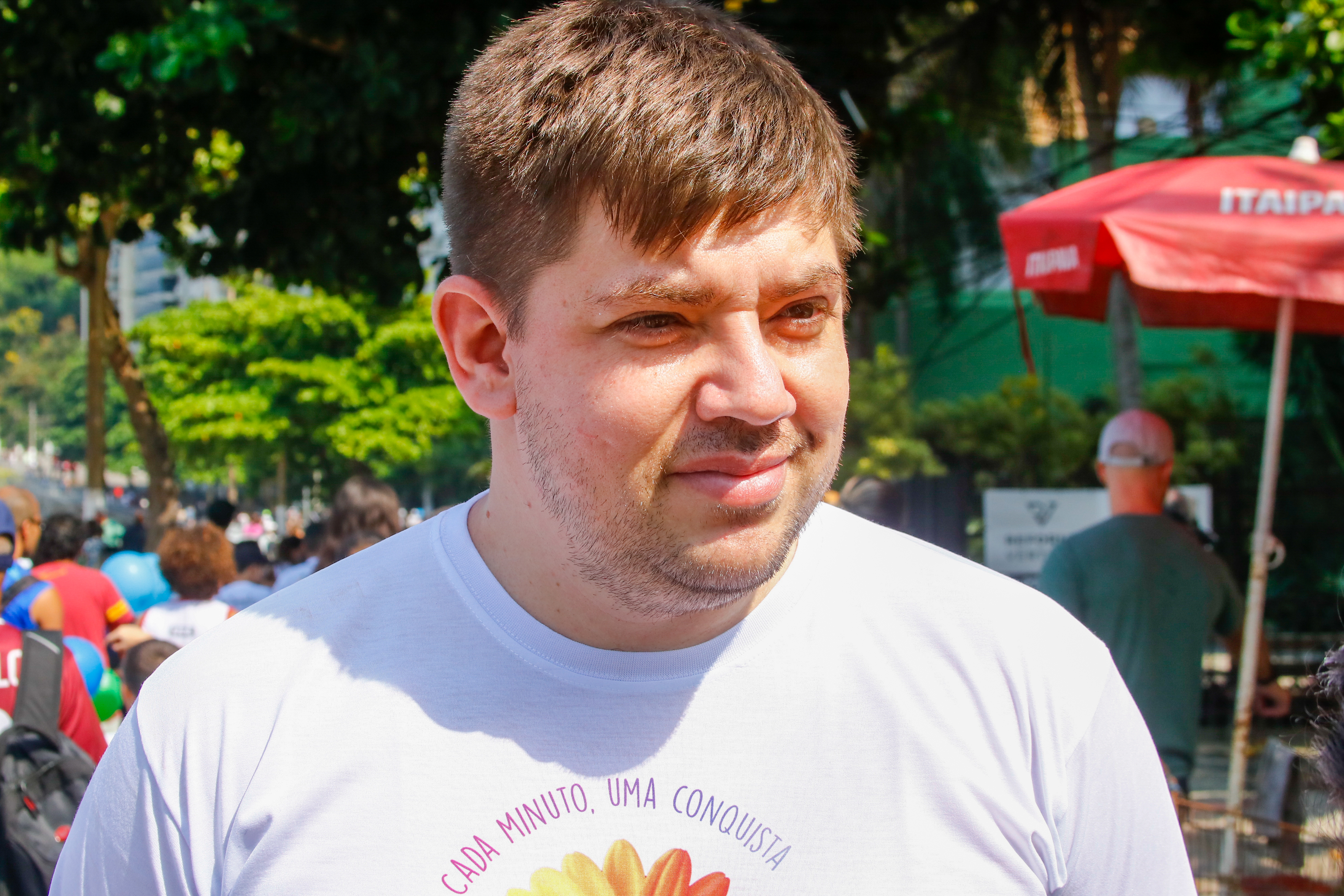 André Oliveira é pai de uma menina autista