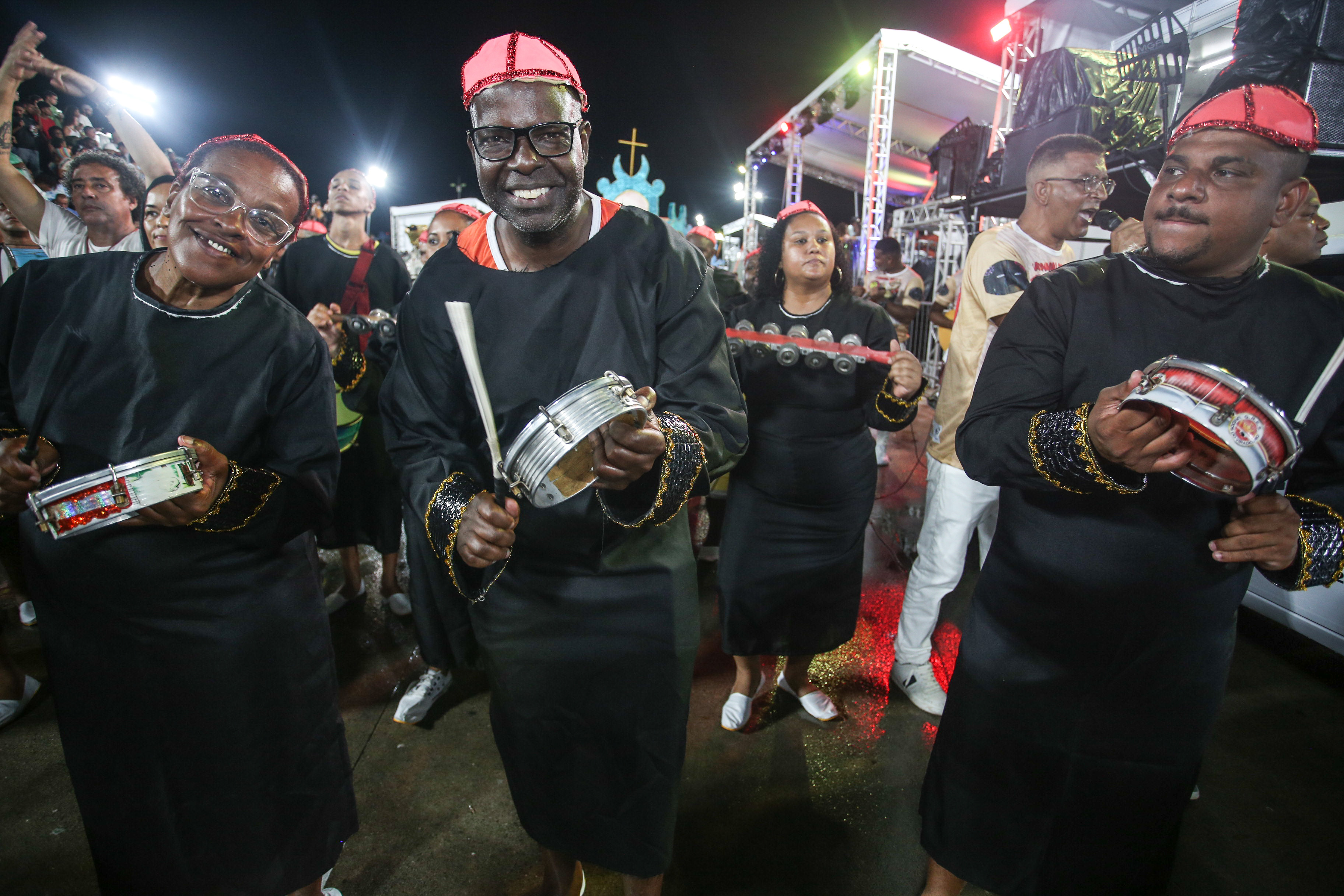 Tá Rindo Por Quê?, campeã do Grupo C