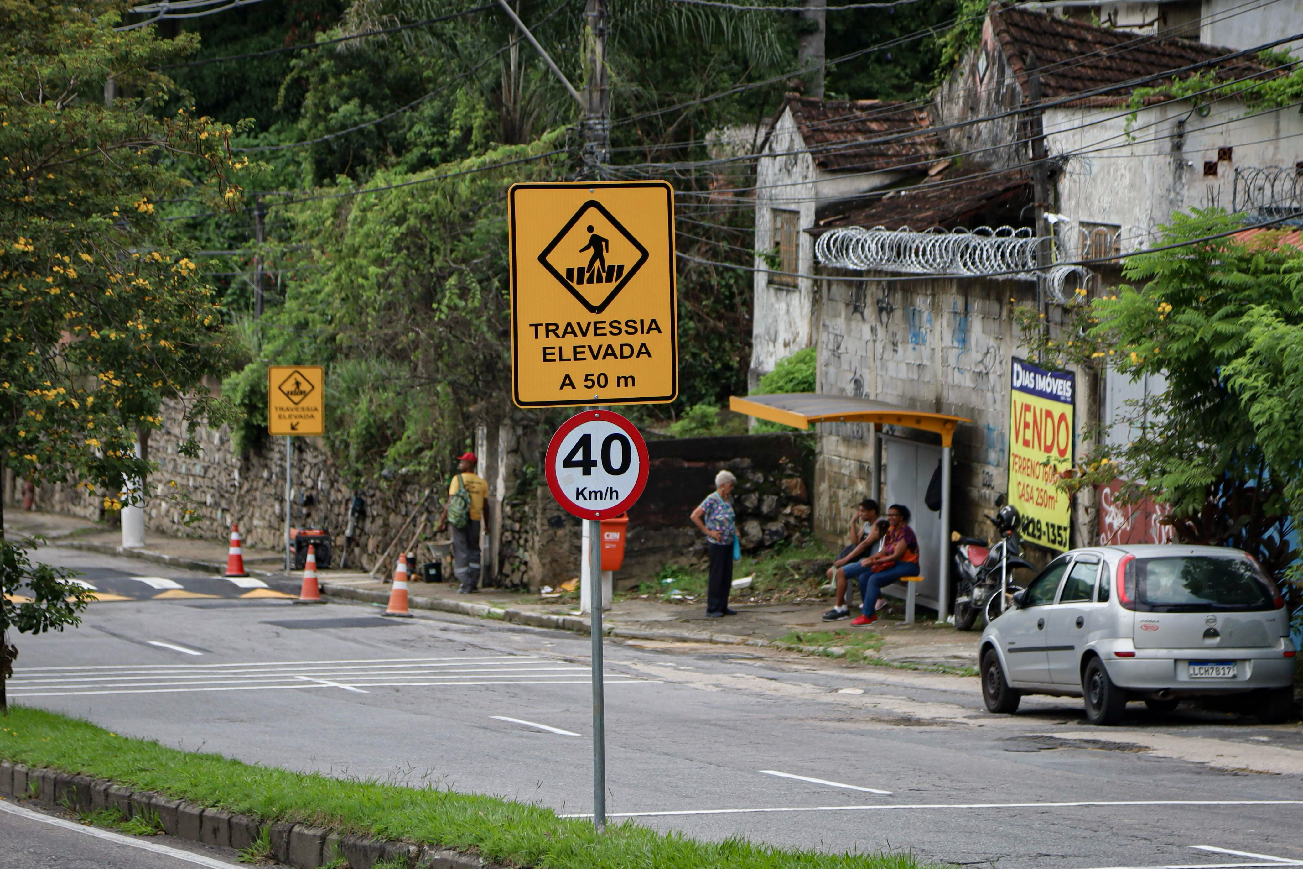 Sinalizações precedem o sistema de redutores