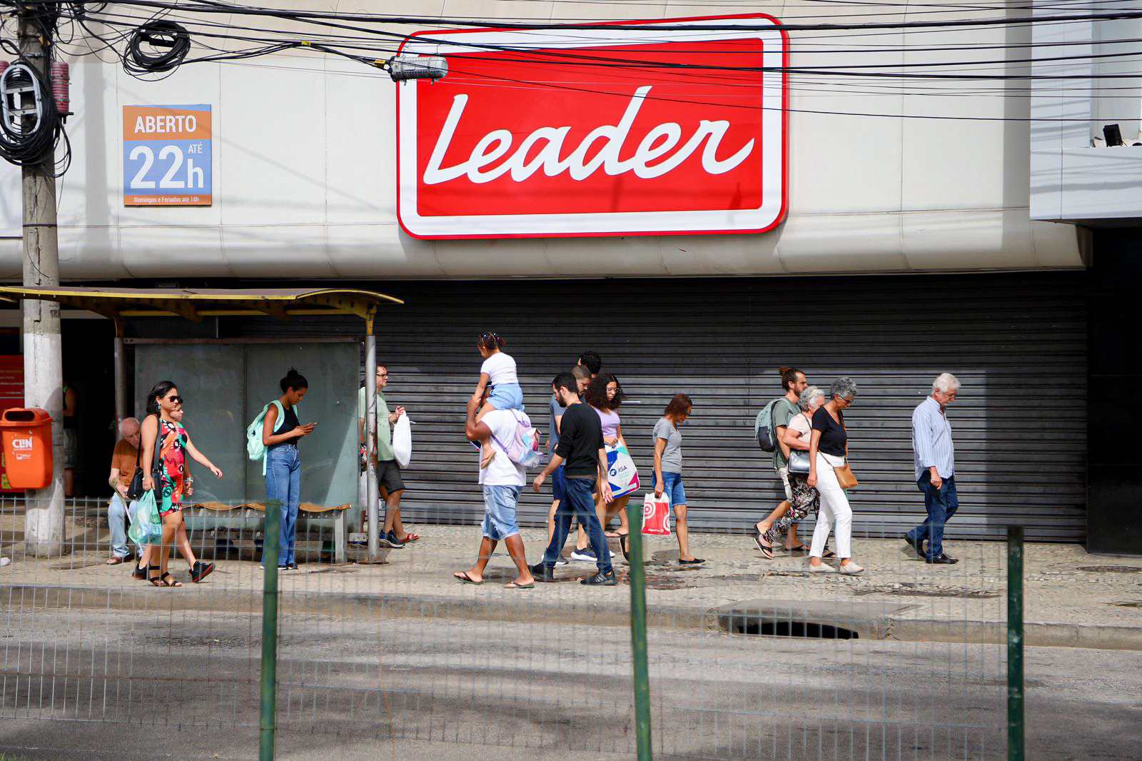 Loja da leader no centro de Niterói fechada -  Péricles Cutrim