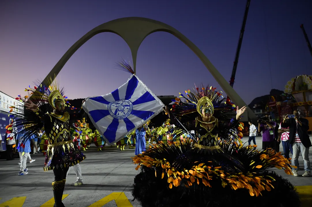 Campeã! Acadêmicos de Niterói vence Série Ouro e entra no Especial