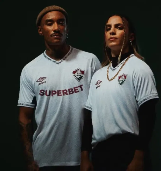 Fluminense apresenta novo uniforme para a temporada; confira