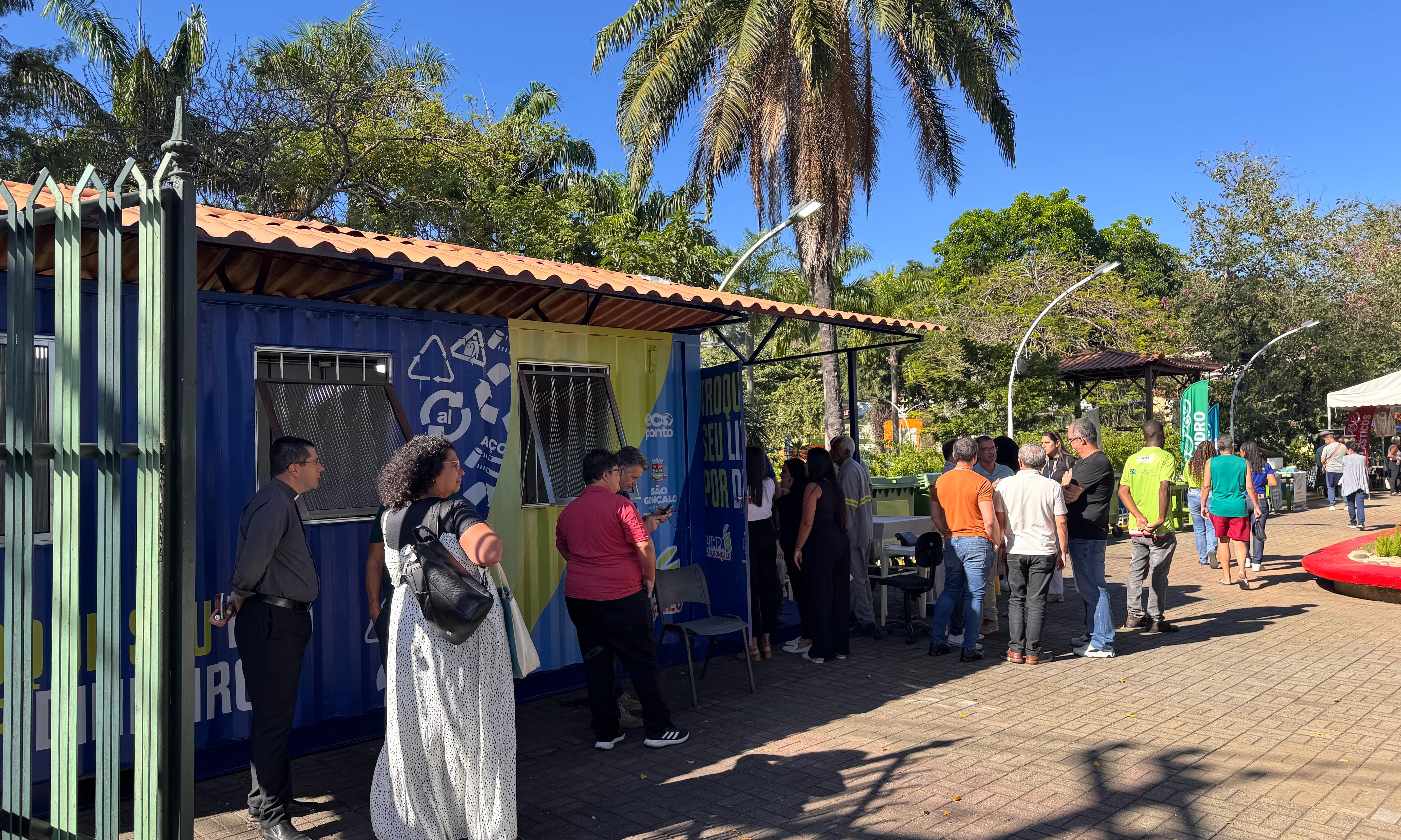 A ação integra o projeto “Limpa São Gonçalo”, da Secretaria de Conservação