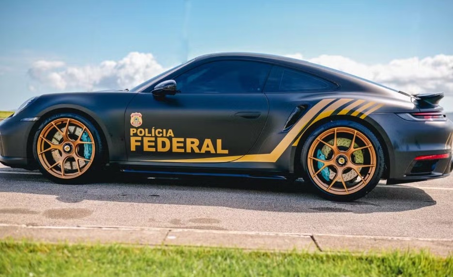 O Porsche segue em exposição até domingo (30) no Floripa Shopping, na SC-401