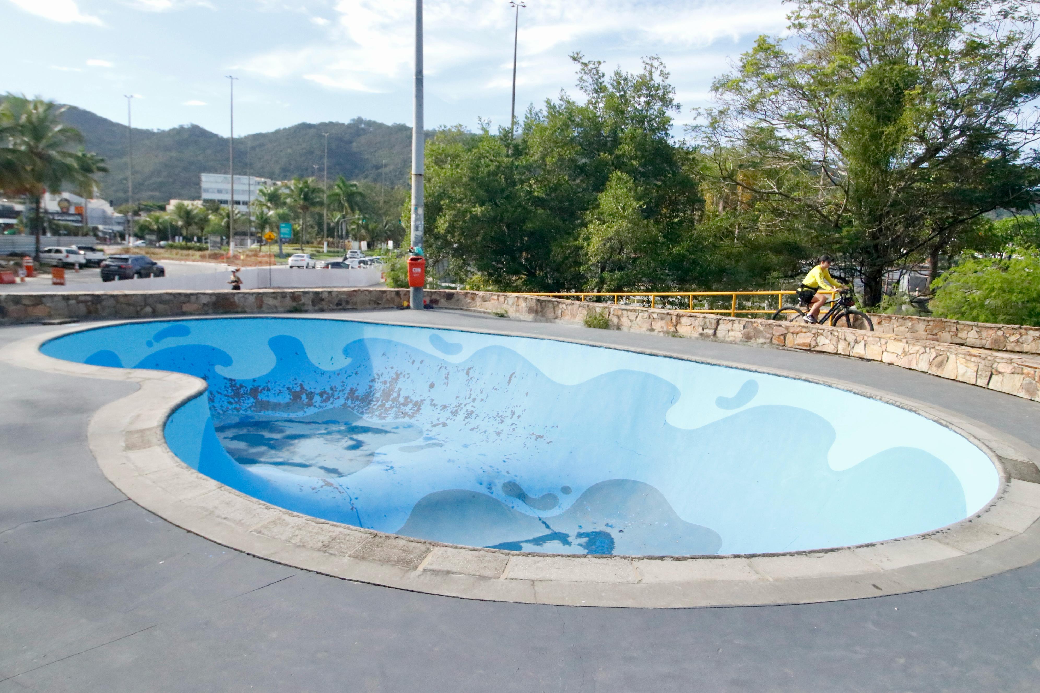 Skatepark sem água na manhã deste domingo (13)