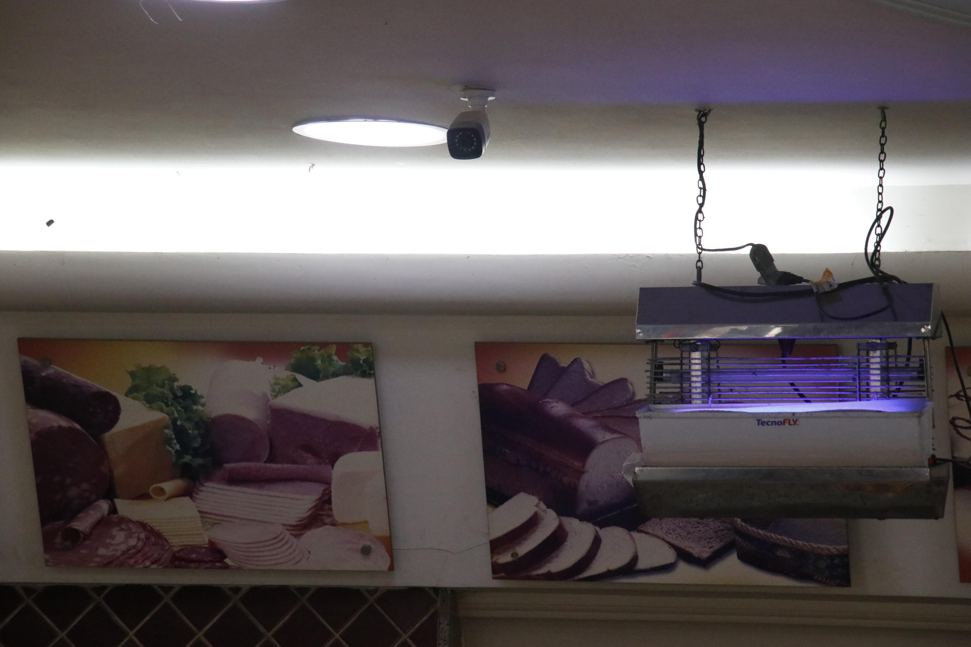 Câmeras instaladas no local não intimidaram ação criminosa