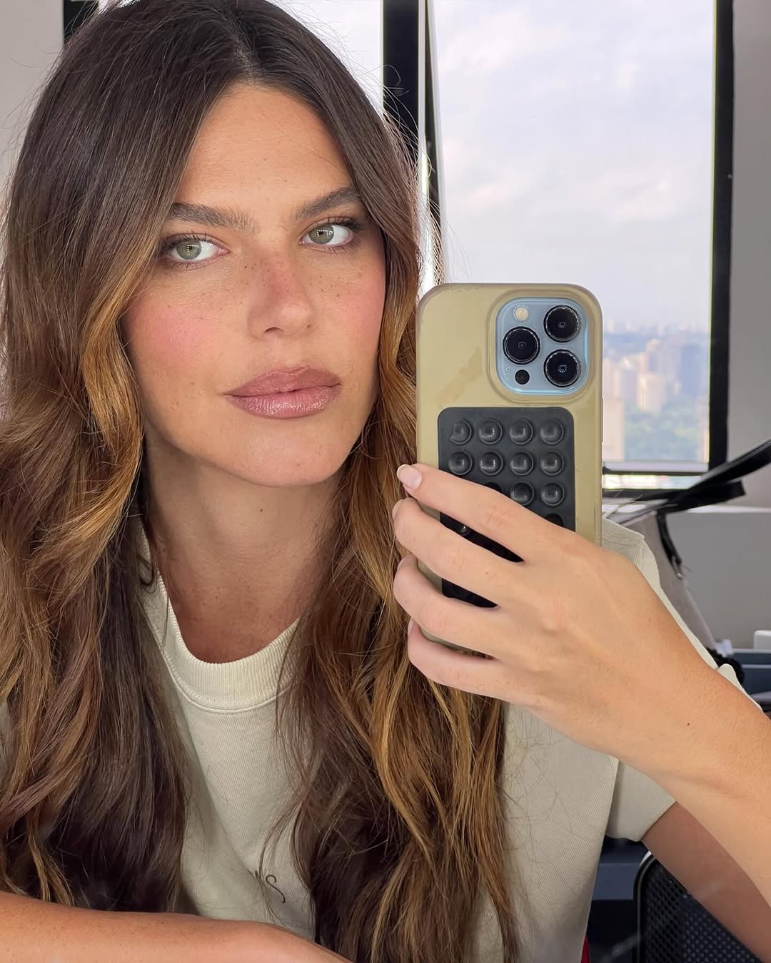 Vale Tudo contra Cauã Reymond: ex-mulheres do ator entram na treta