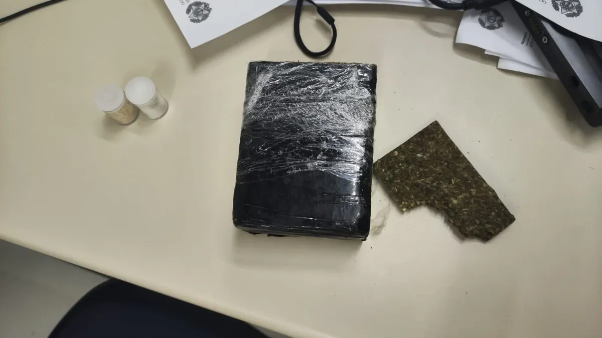 Material apreendido pela polícia