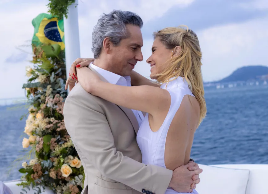 Leila e Marco Aurélio celebram união em alto-mar; veja fotos