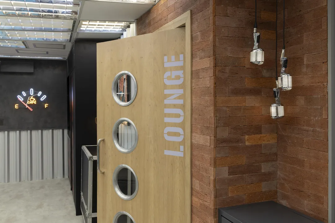 Entrada do Lounge