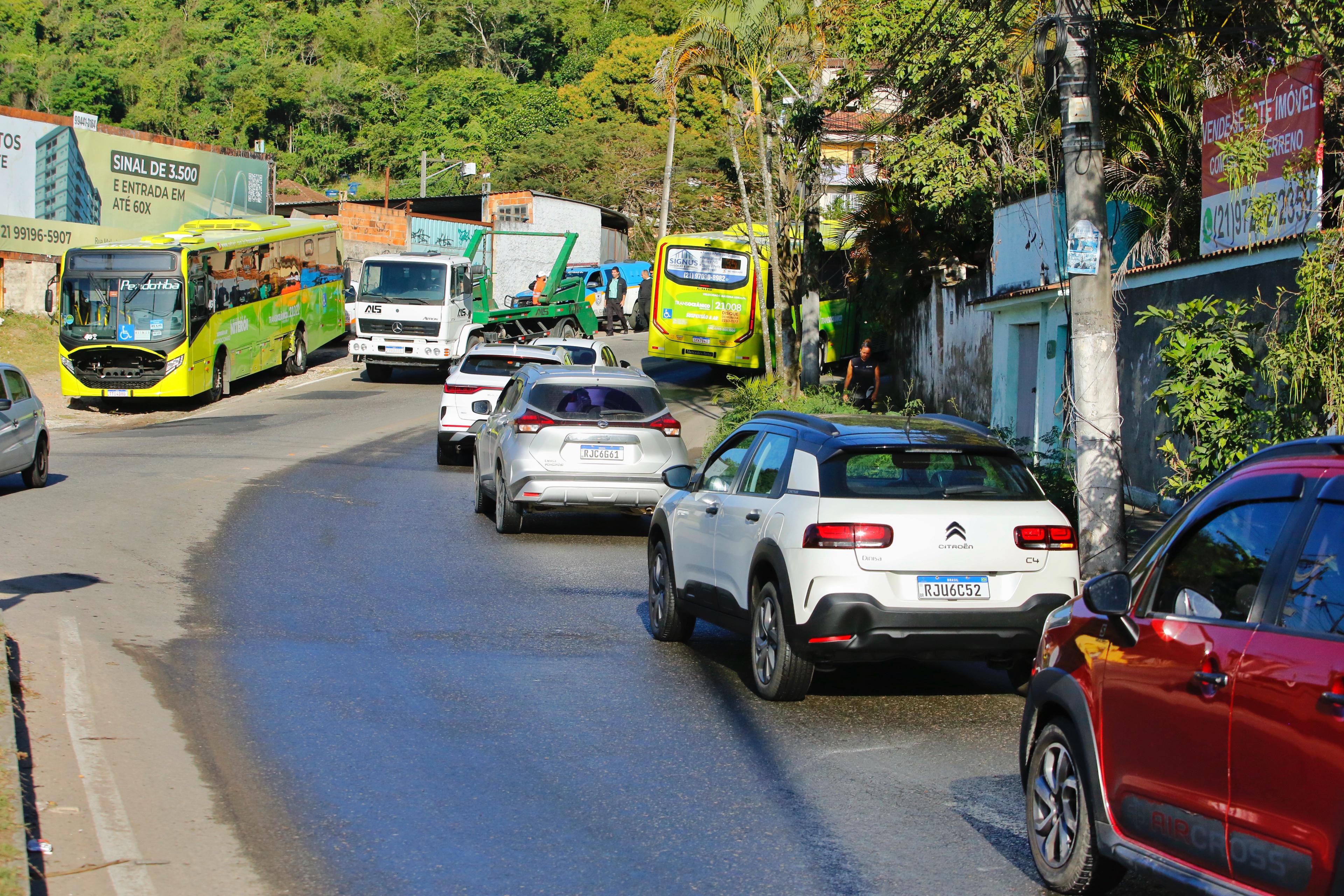 Acidente causou lentidão na via